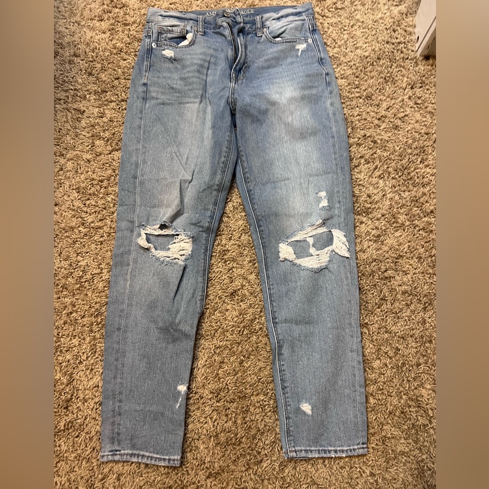 American Eagle Mom Jean